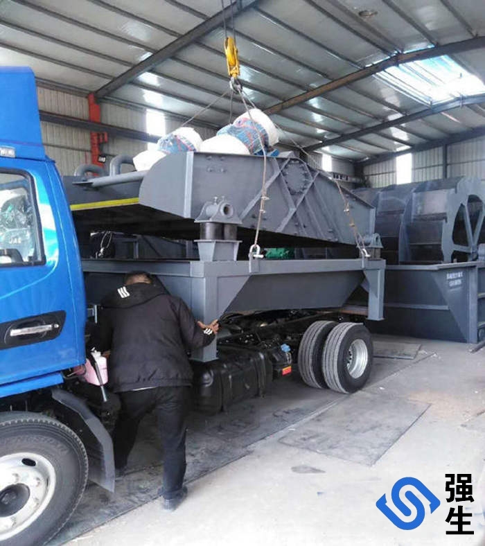 【實景拍攝】新型細(xì)沙回收一體機發(fā)貨現(xiàn)場大型洗沙脫水回收一體機 泥沙泥漿分離脫水設(shè)備 1M*3M